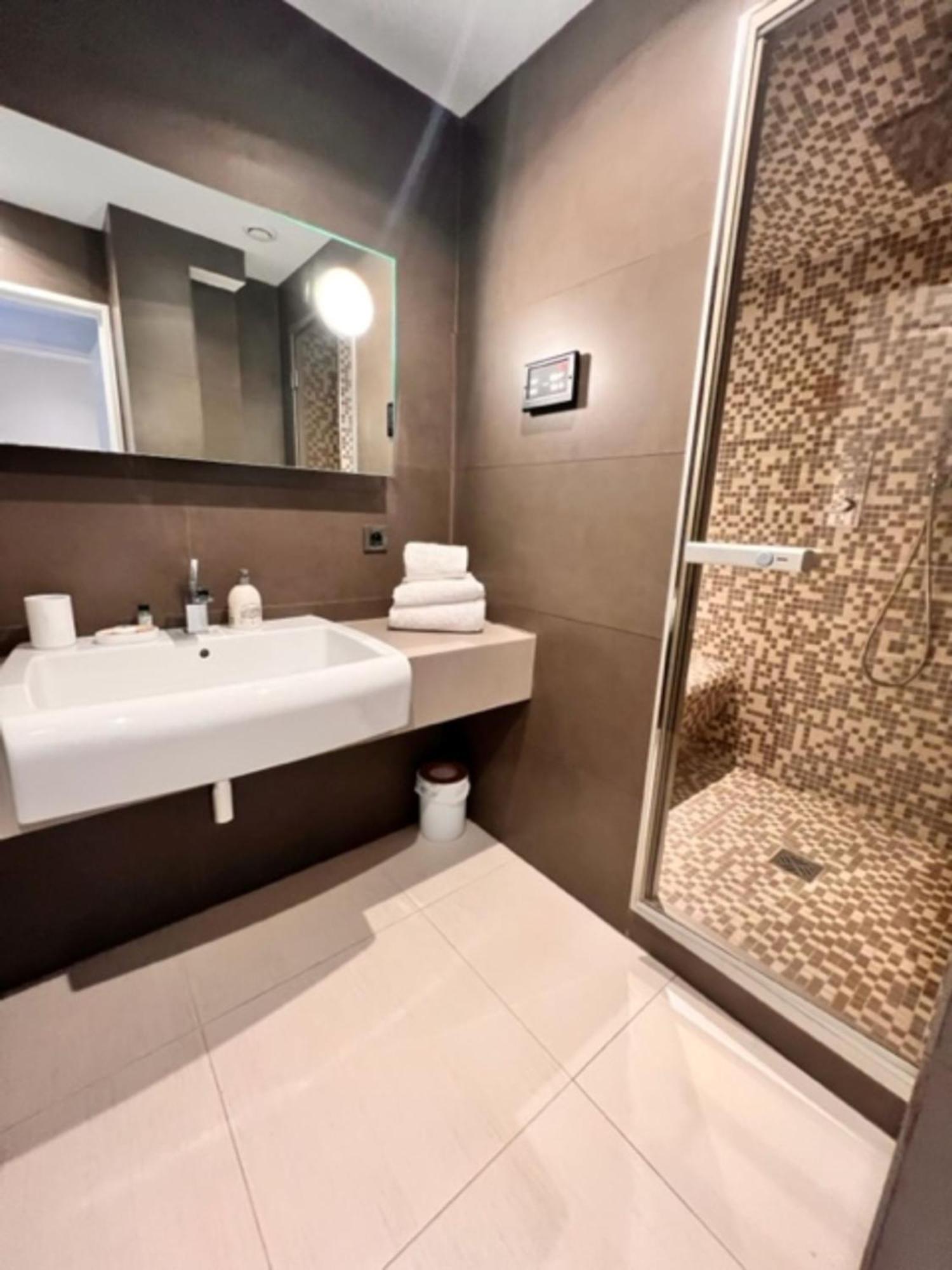 Arthur Properties - Montfleury Cannes Exteriör bild